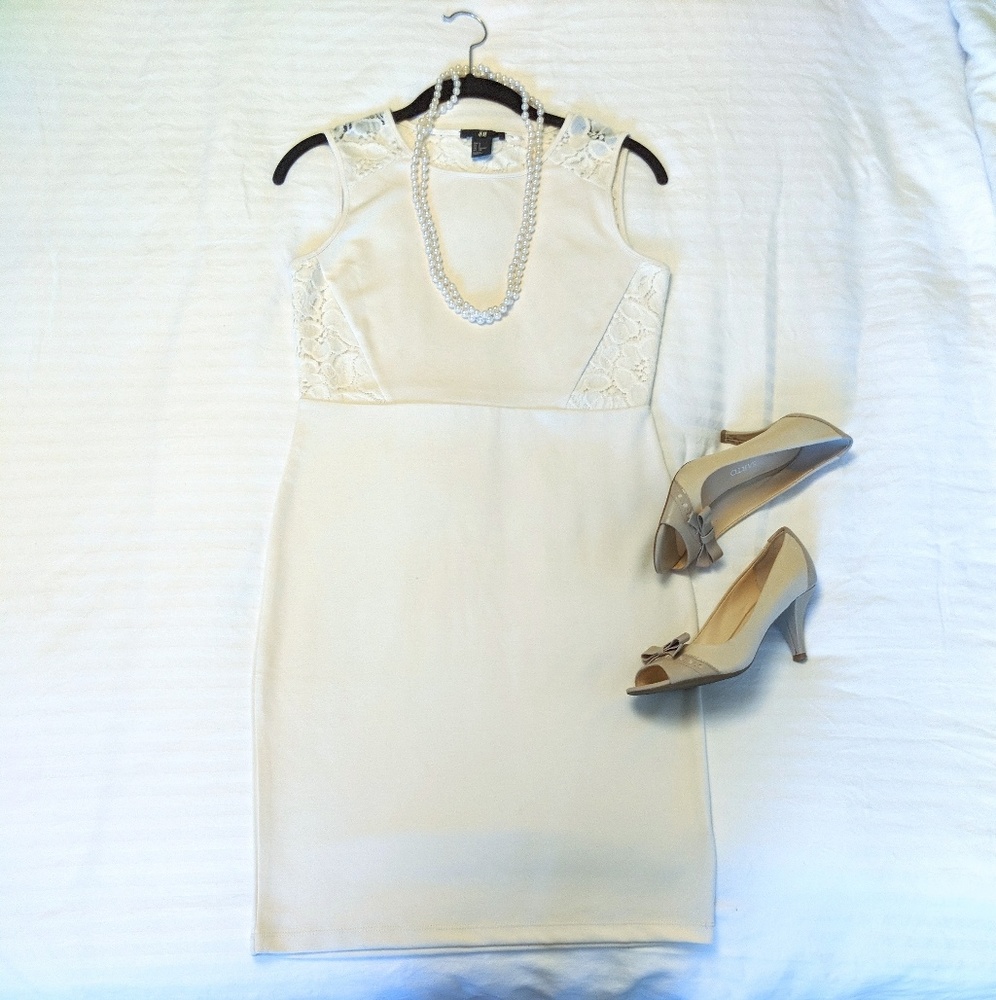 🌼 H&M ivory lace knit dress